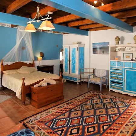 Tabobo House Casa vacanze Tías